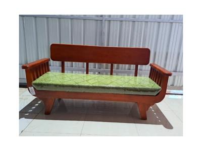 3 SEATER RUBBER WOOD SOFA RBS2
